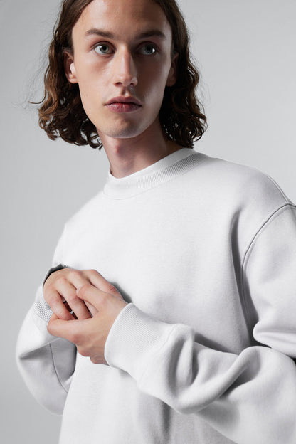 WHITE FLEECE HEAVYWEIGHT OVERSIZED SWEATSHIRT