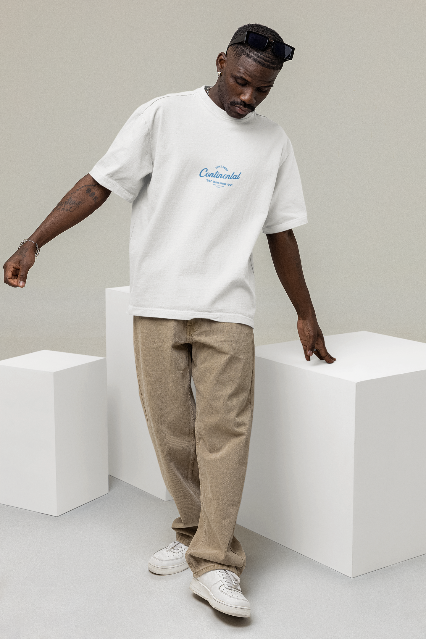 CONTINENTAL VINTAGE WHITE OVERSIZED T-SHIRT